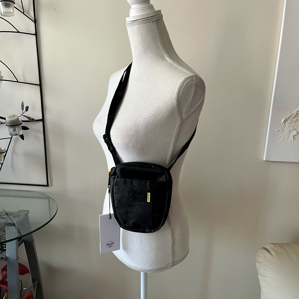 Herschel x Soulcycle Limited Edition Black Glitter Crossbody Bag NWT. Great Gift